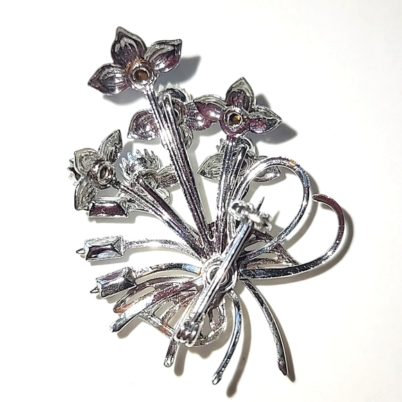 VINTAGE BLUE RHINESTONE FLORAL BOUQUET BROOCH - Picture 3 of 7